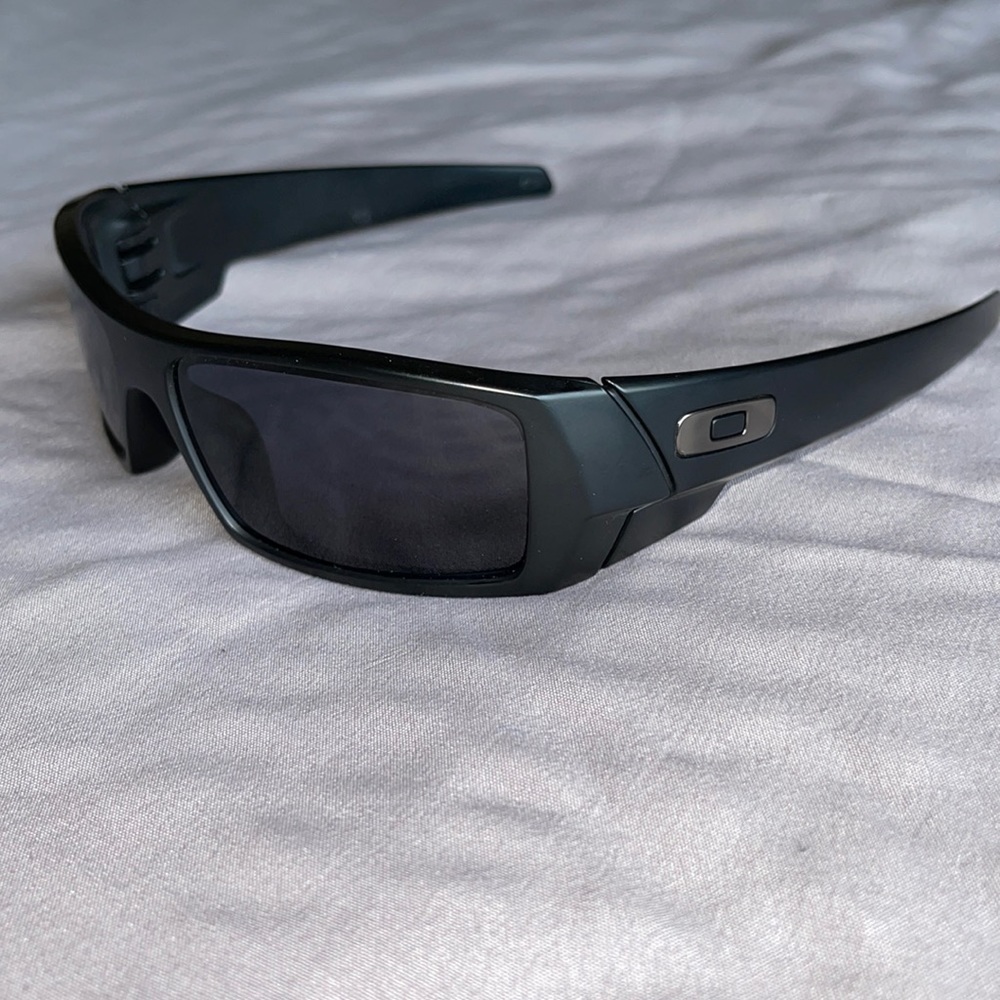 *LIKE NEW* Men’s Gascan Oakleys